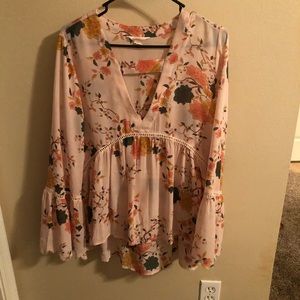 Sun & shadow pink floral blouse